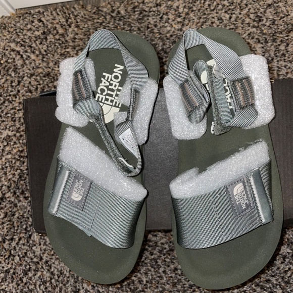 THE NORTH FACE SKEENA SANDALS WOMEN'S AGAVGRN VNTGWHT Womens Size 5 - Picture 2 of 7